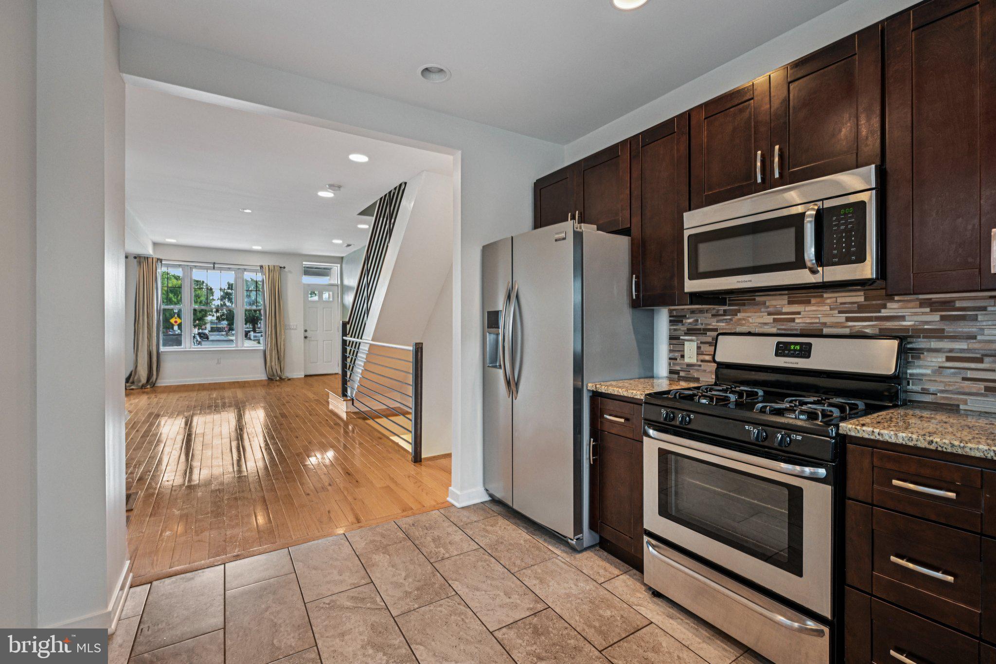 WHITMAN - Residential