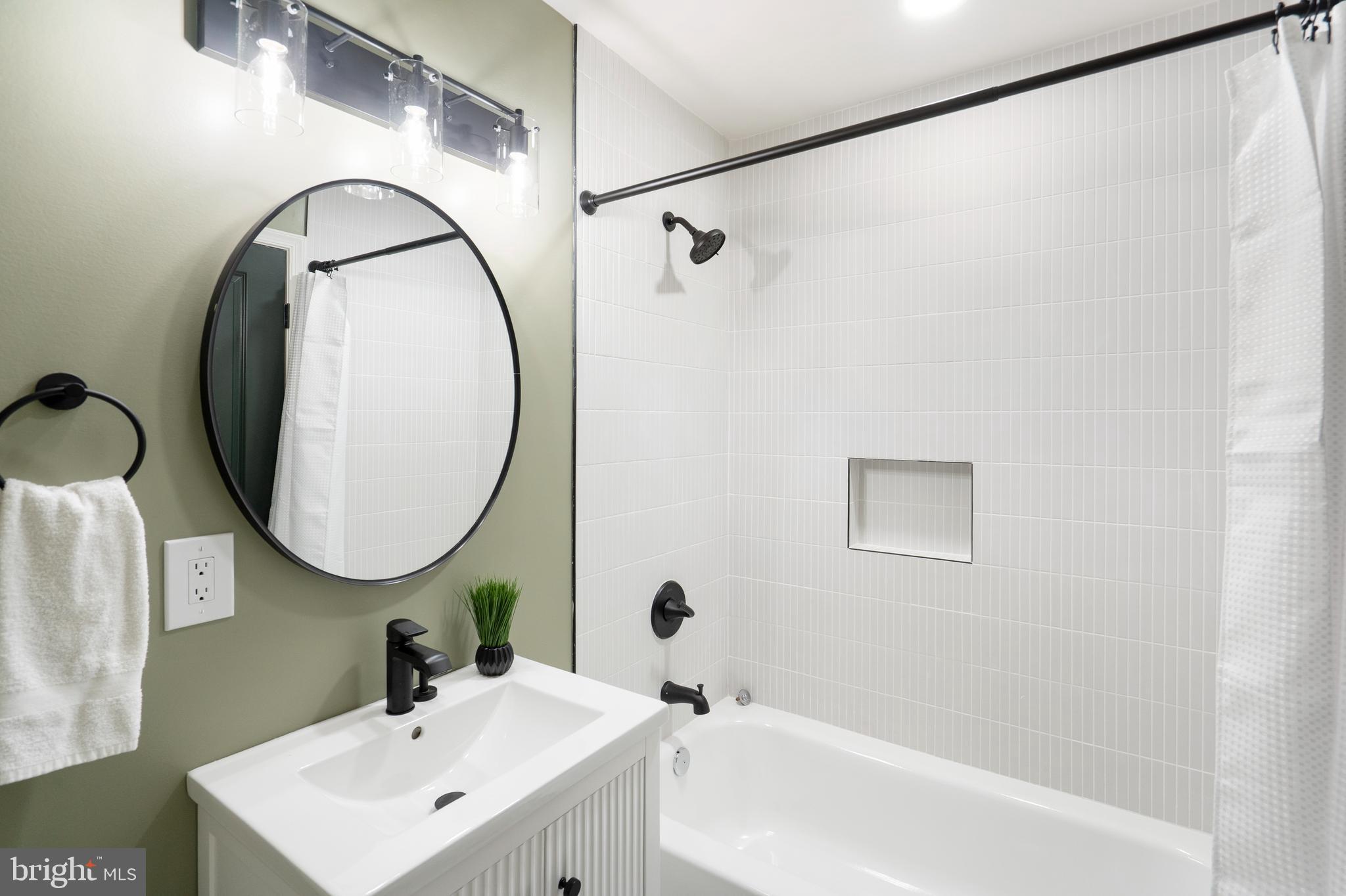 ROLLING GREEN - Residential