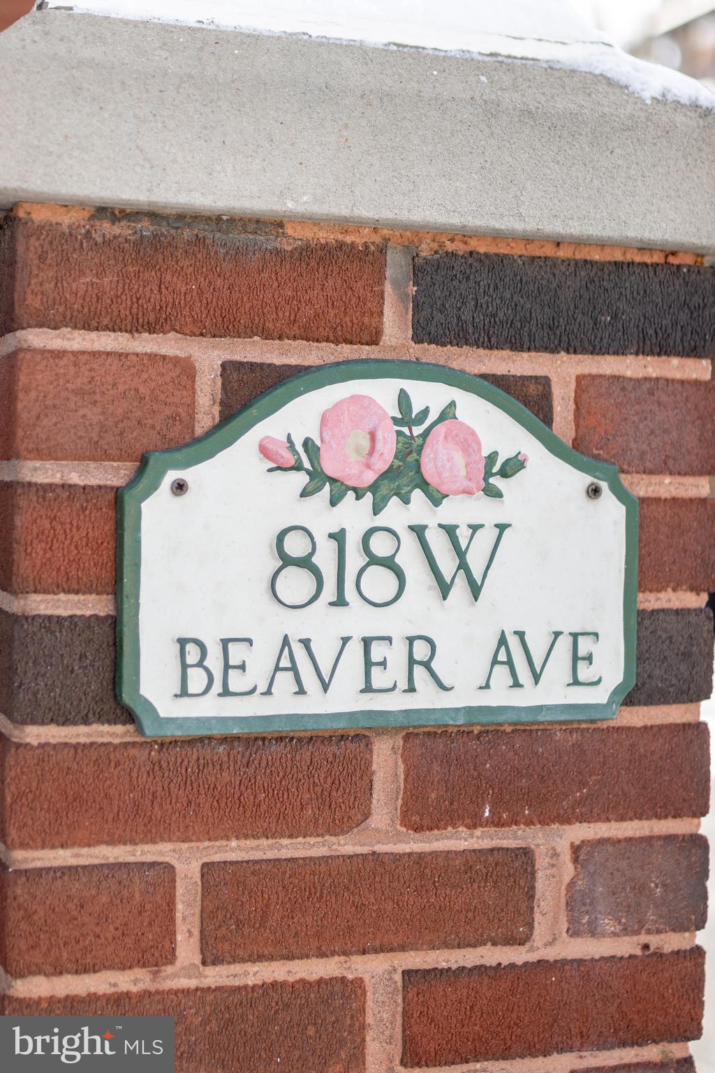 818 W BEAVER AVENUE