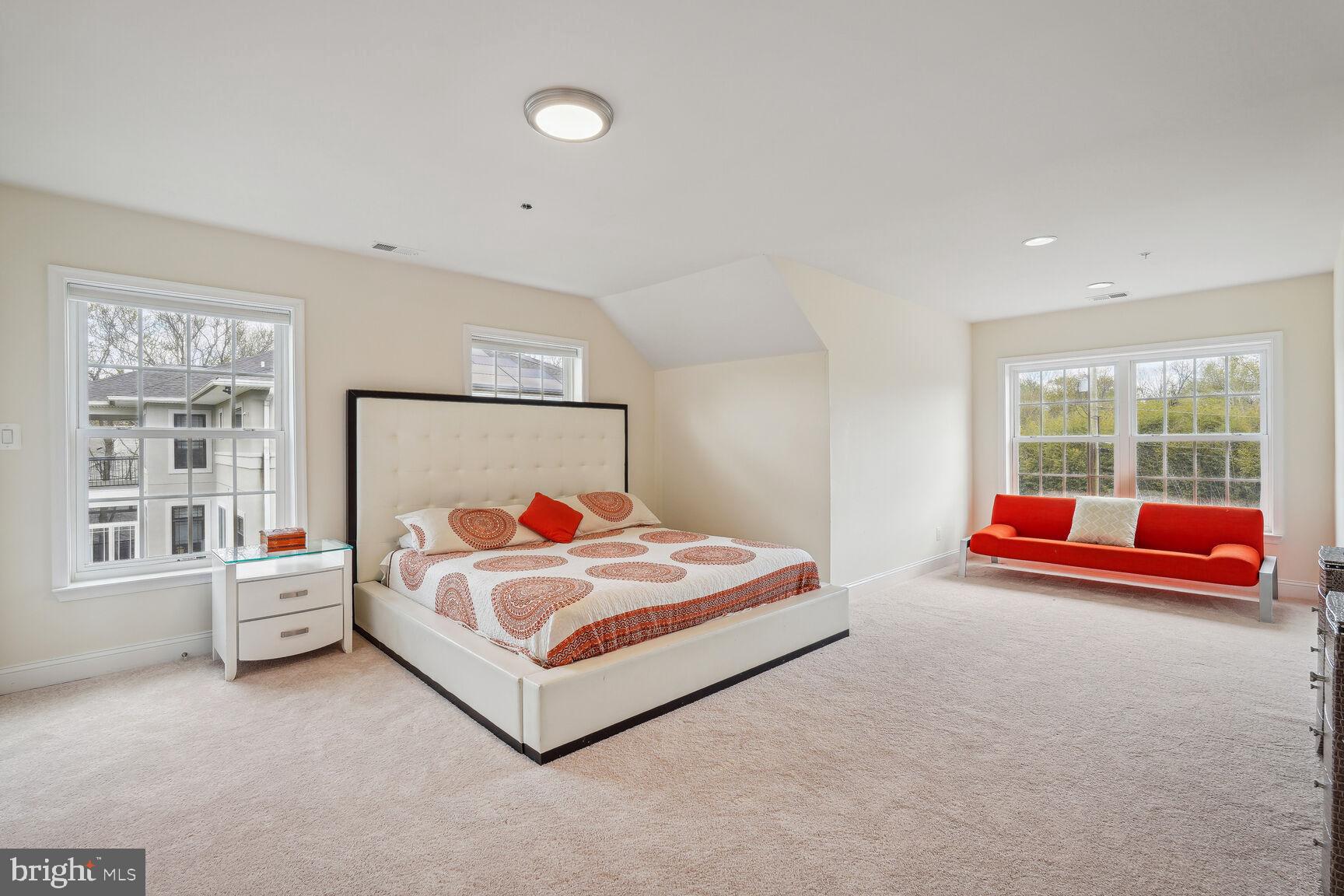 DARNESTOWN OUTSIDE - Residential