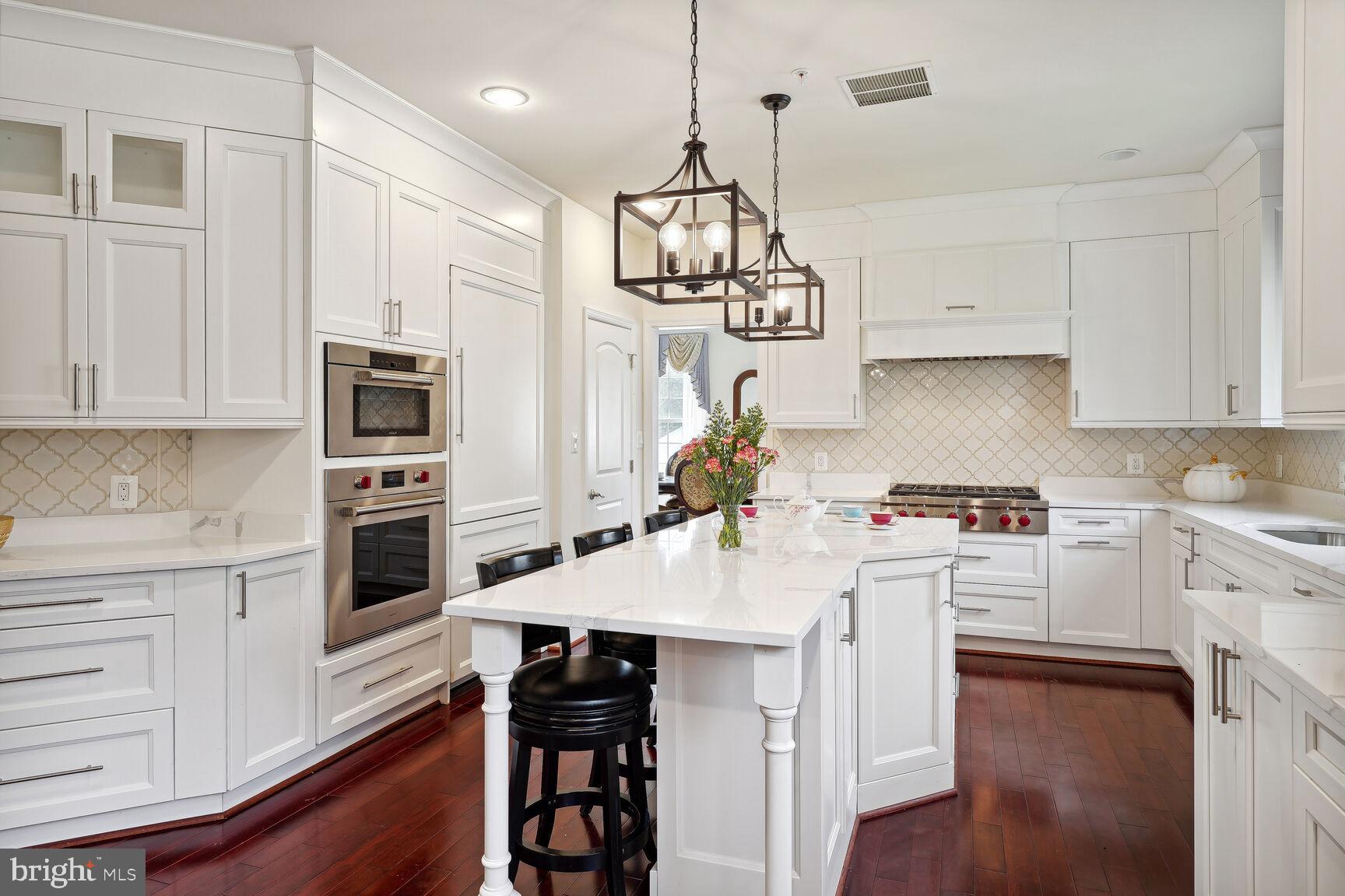 DARNESTOWN OUTSIDE - Residential