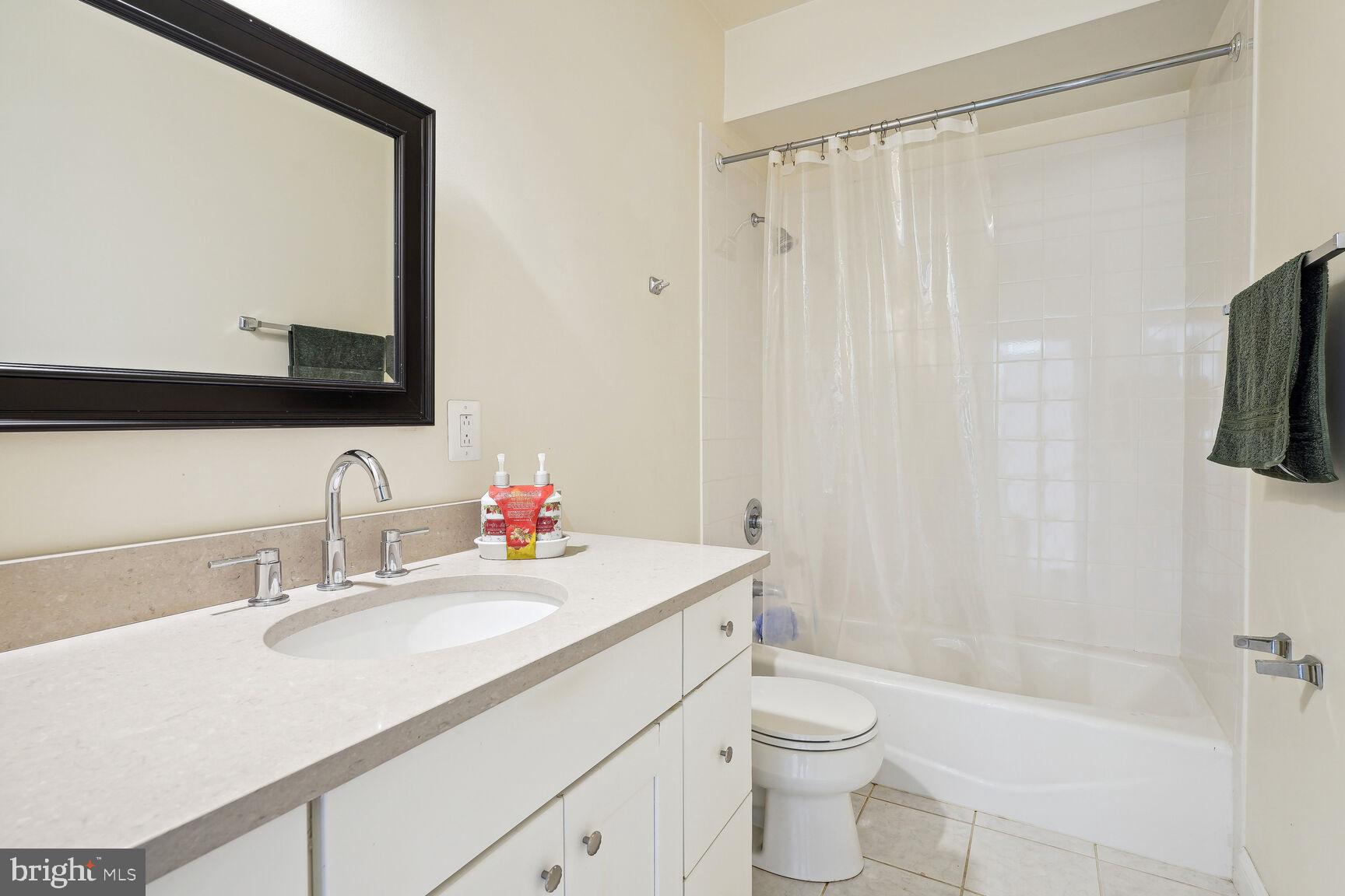 DARNESTOWN OUTSIDE - Residential