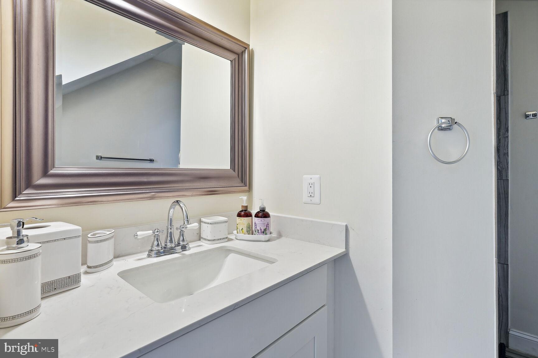 DARNESTOWN OUTSIDE - Residential