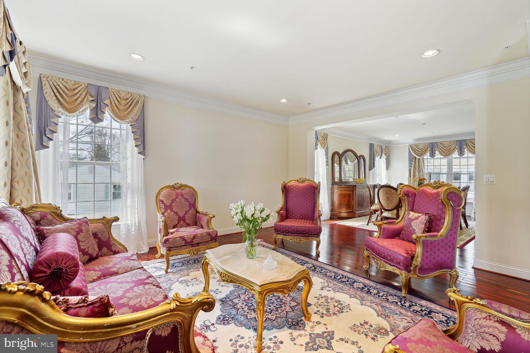 DARNESTOWN OUTSIDE - Residential