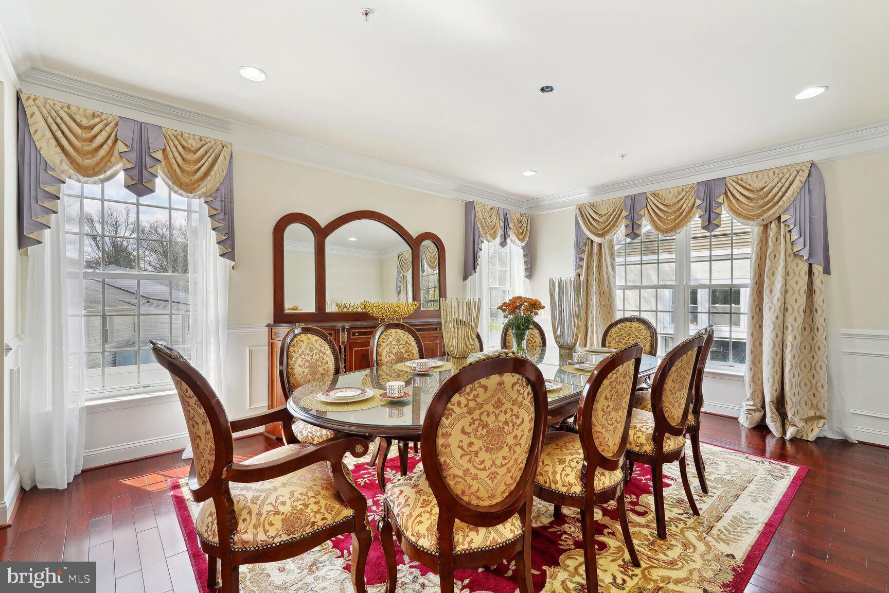 DARNESTOWN OUTSIDE - Residential