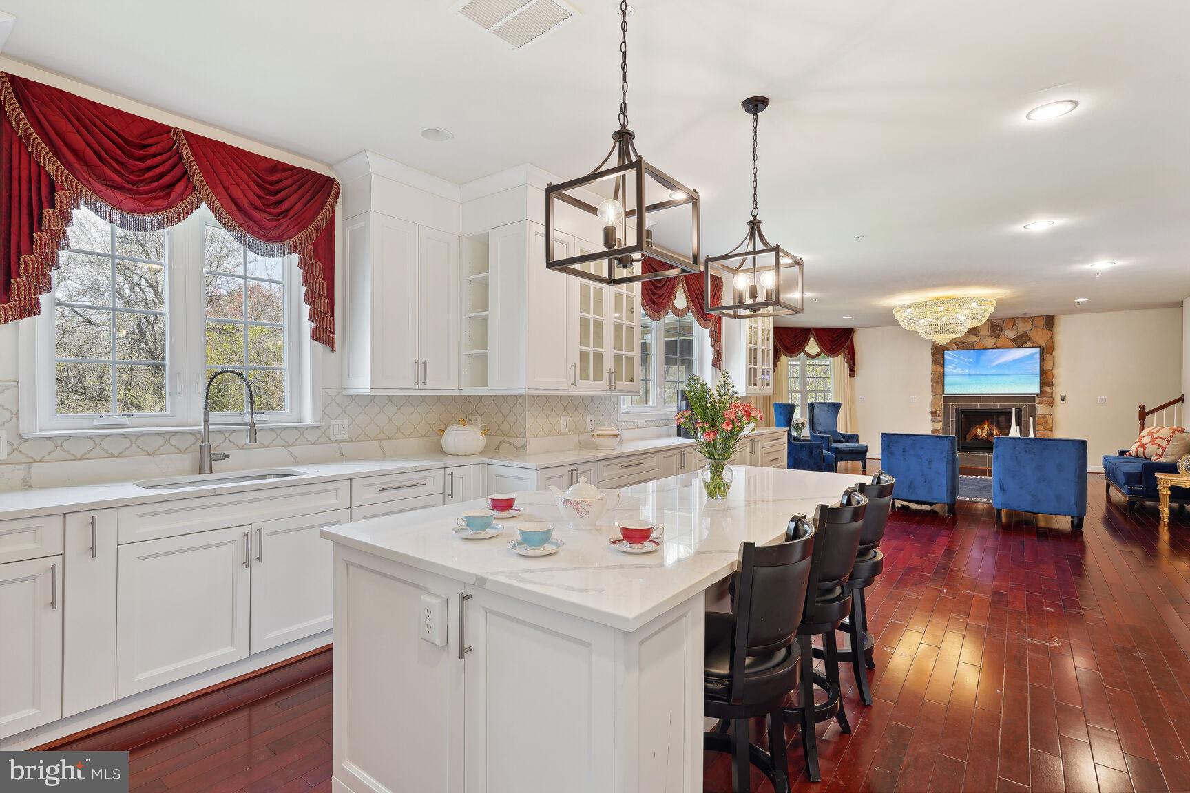 DARNESTOWN OUTSIDE - Residential