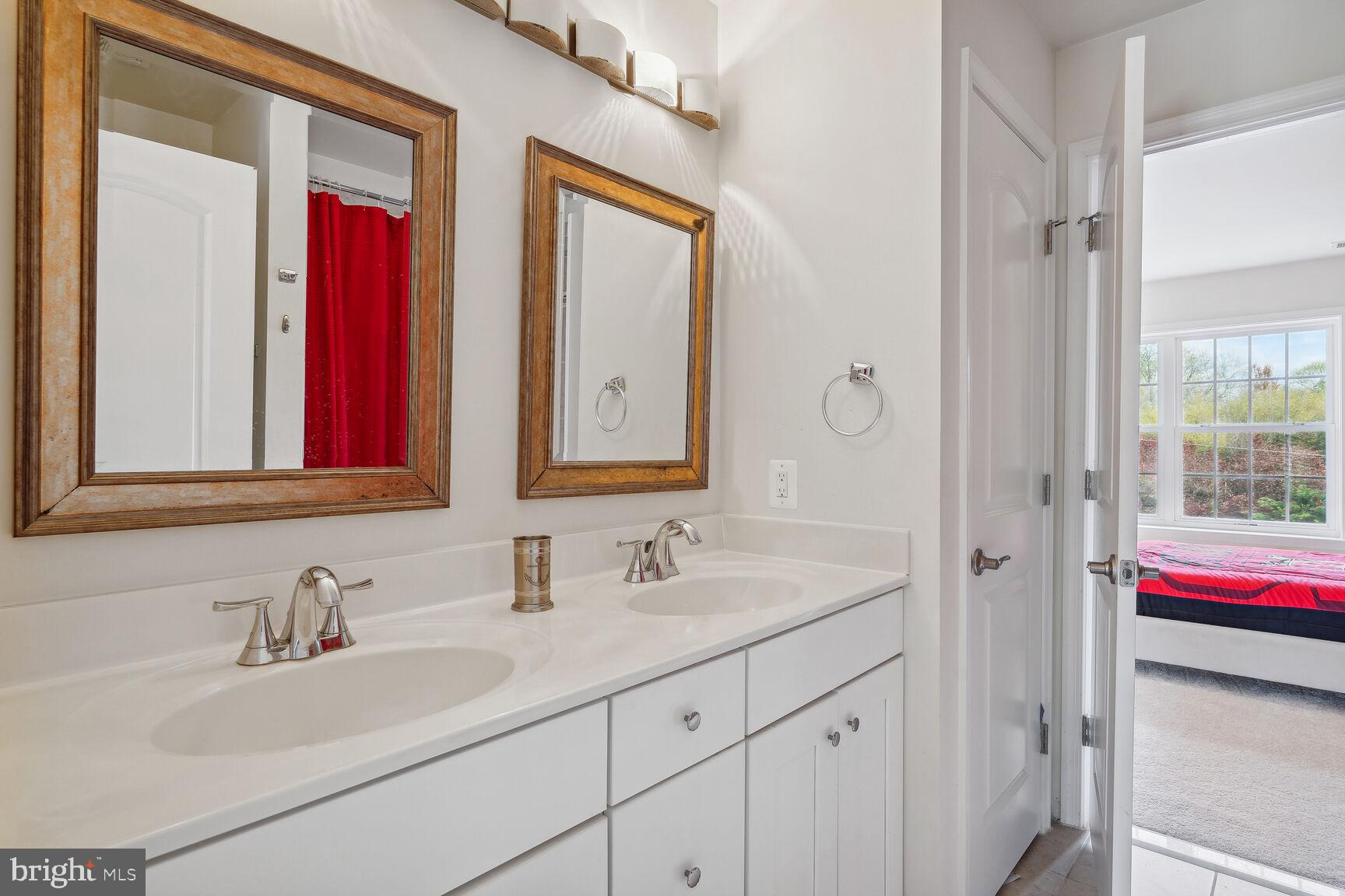 DARNESTOWN OUTSIDE - Residential