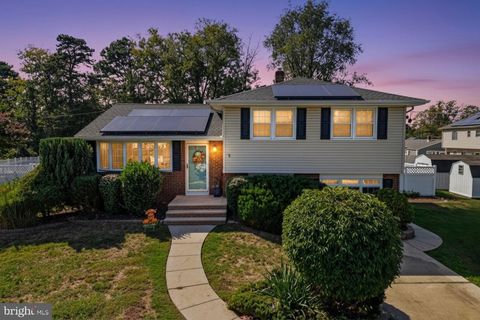 9 MAPLEBROOK COURT CHERRY HILL NJ 08034