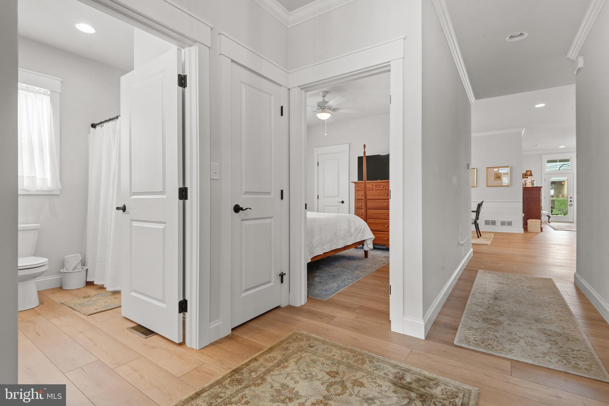 1806 EMERALD WAY