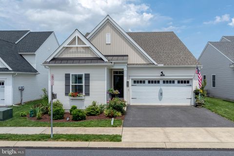 Photo of 1806 Emerald Way, MOUNT JOY, PA 17552 (MLS # PALA2072446)
