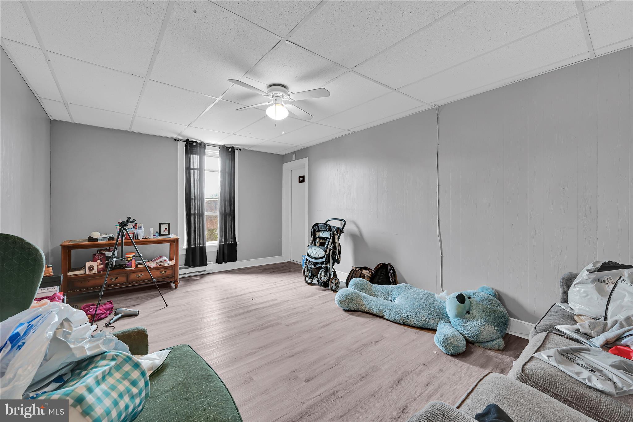 567 S 1ST AVENUE COMMERCIAL