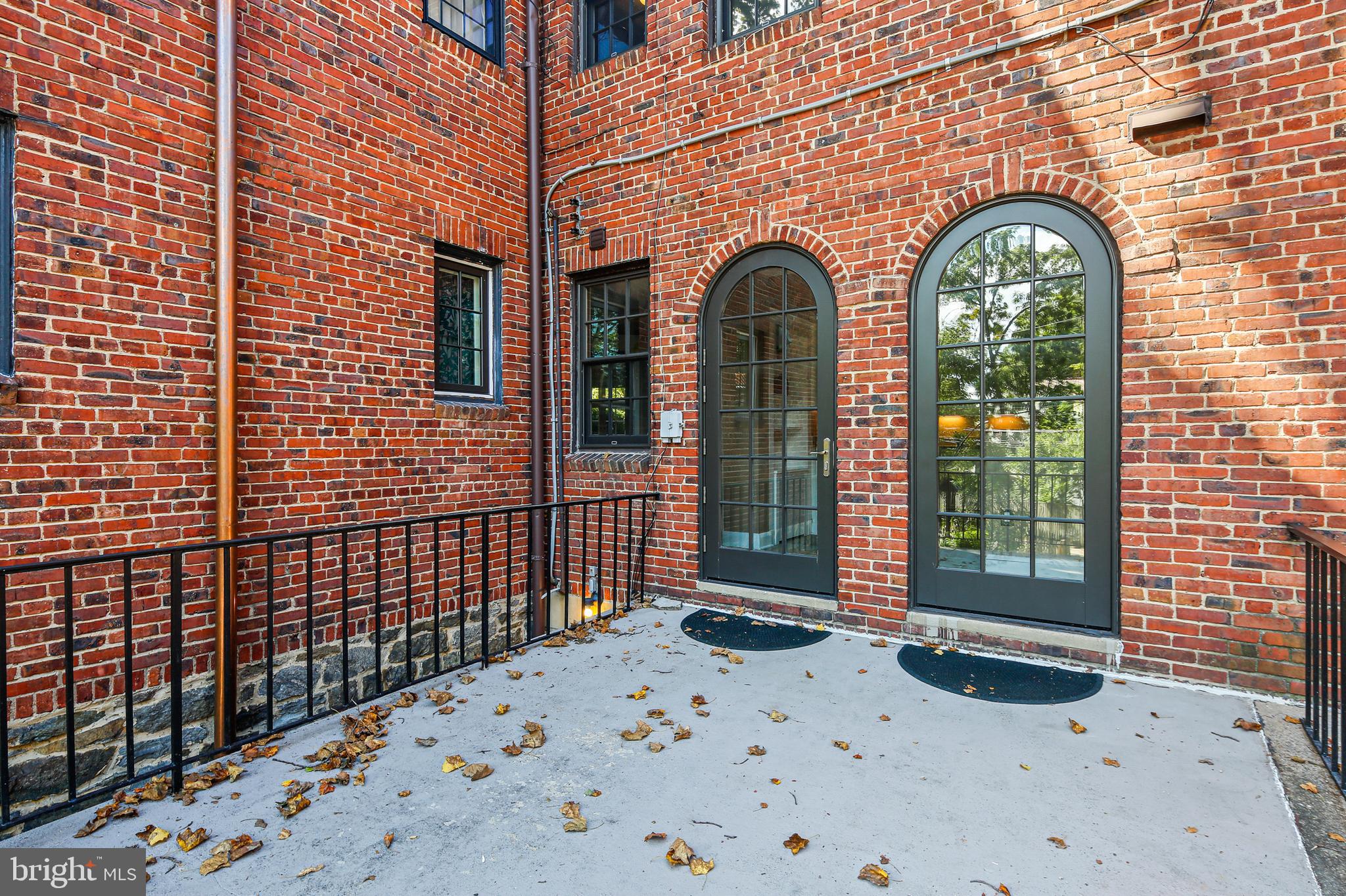 TUSCANY-CANTERBURY - Residential