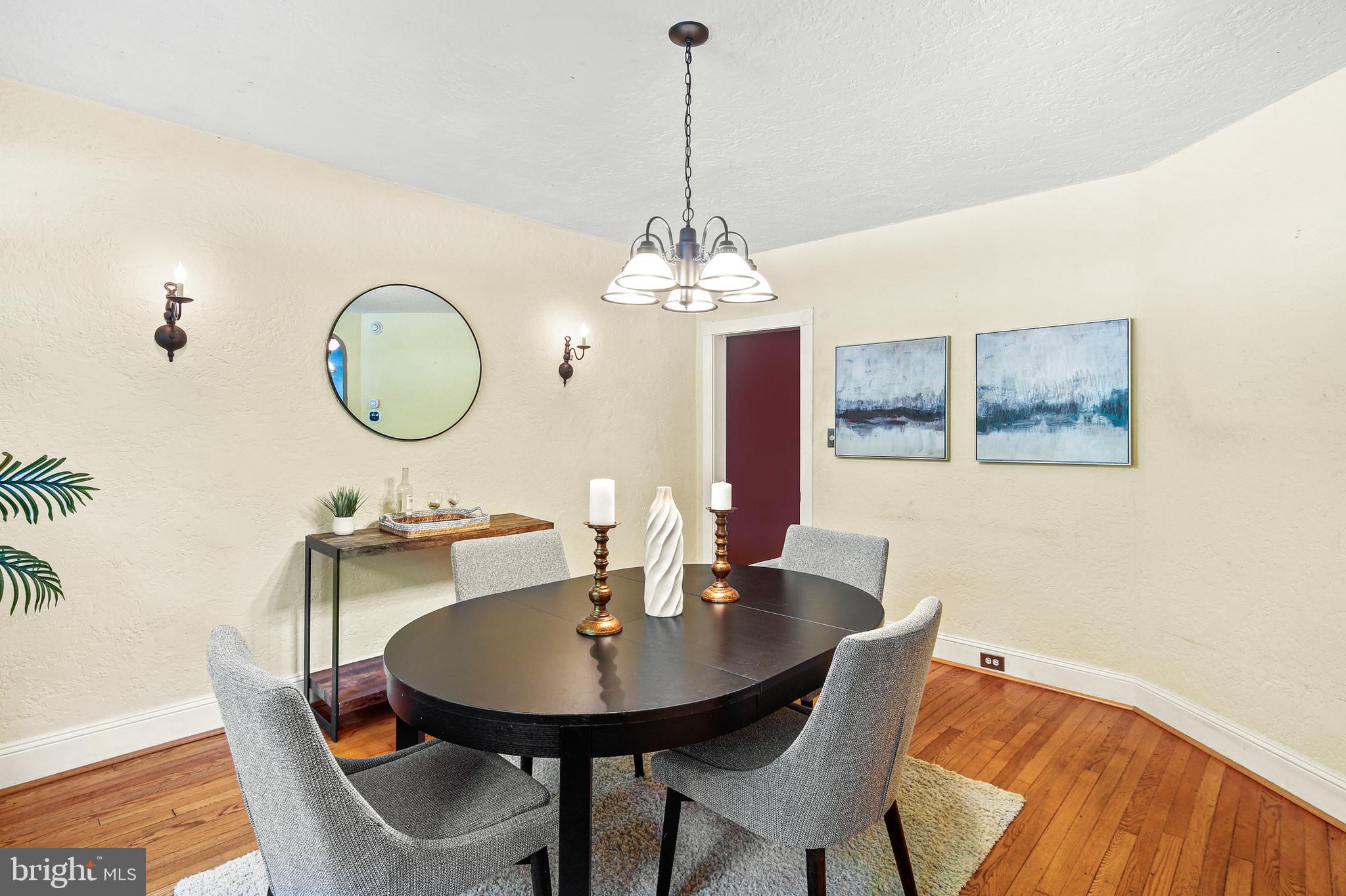 TUSCANY-CANTERBURY - Residential