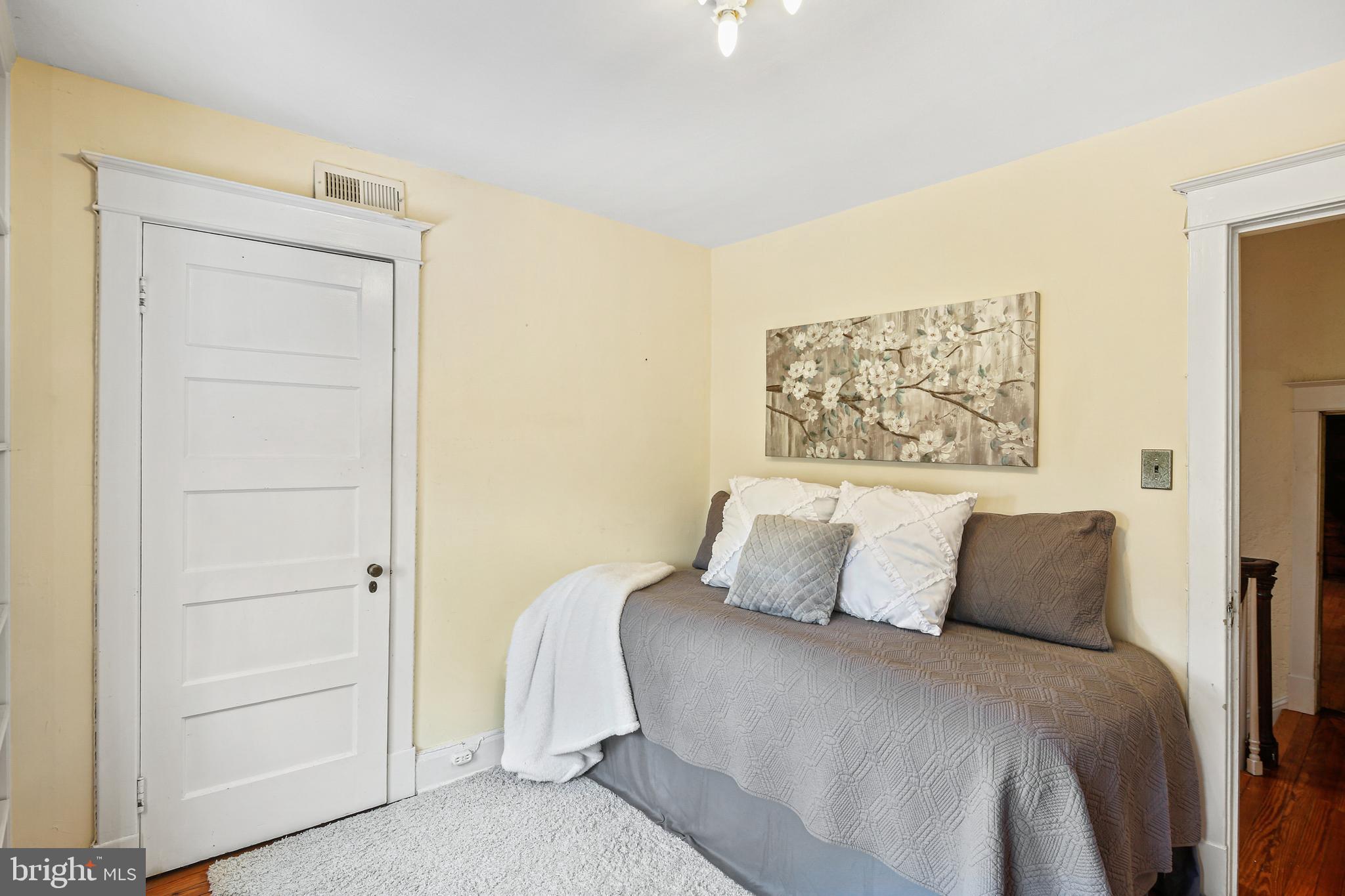 TUSCANY-CANTERBURY - Residential