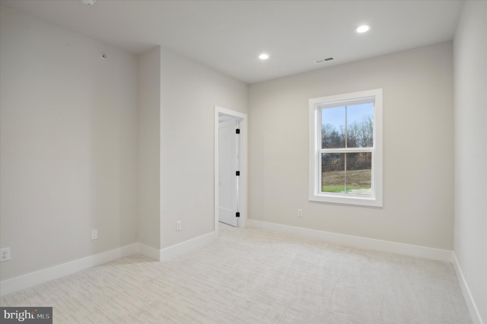 MARSH CREEK - Residential