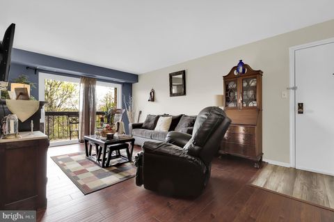 1 SUMMIT HILL COURT B-2 CATONSVILLE MD 21228