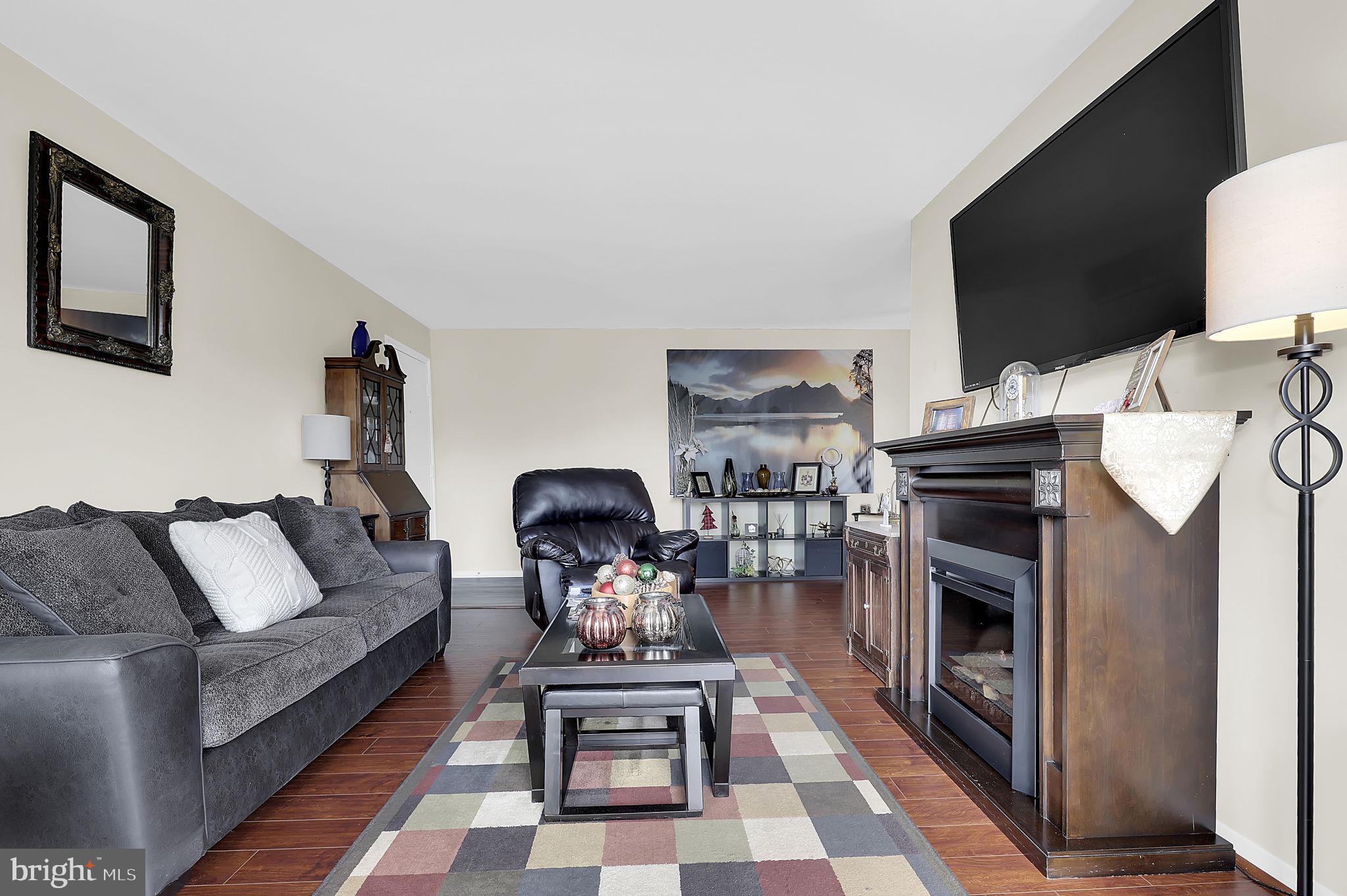 KENWOOD GARDENS - Residential