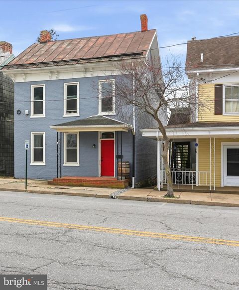Photo of 34 W Salisbury Street, WILLIAMSPORT, MD 21795 (MLS # MDWA2035206)