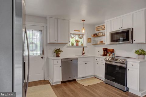 Tiny photo for 16458 Fairview Road, HAGERSTOWN, MD 21740 (MLS # MDWA2035834)