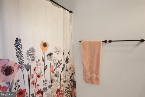 Tiny photo for 16458 Fairview Road, HAGERSTOWN, MD 21740 (MLS # MDWA2035834)
