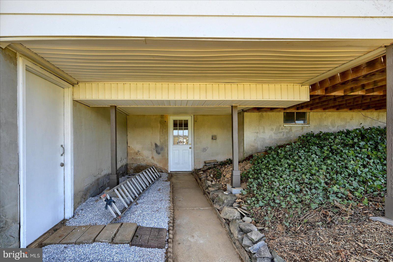 CLEARSPRINGS/HAYSHIRE - Residential