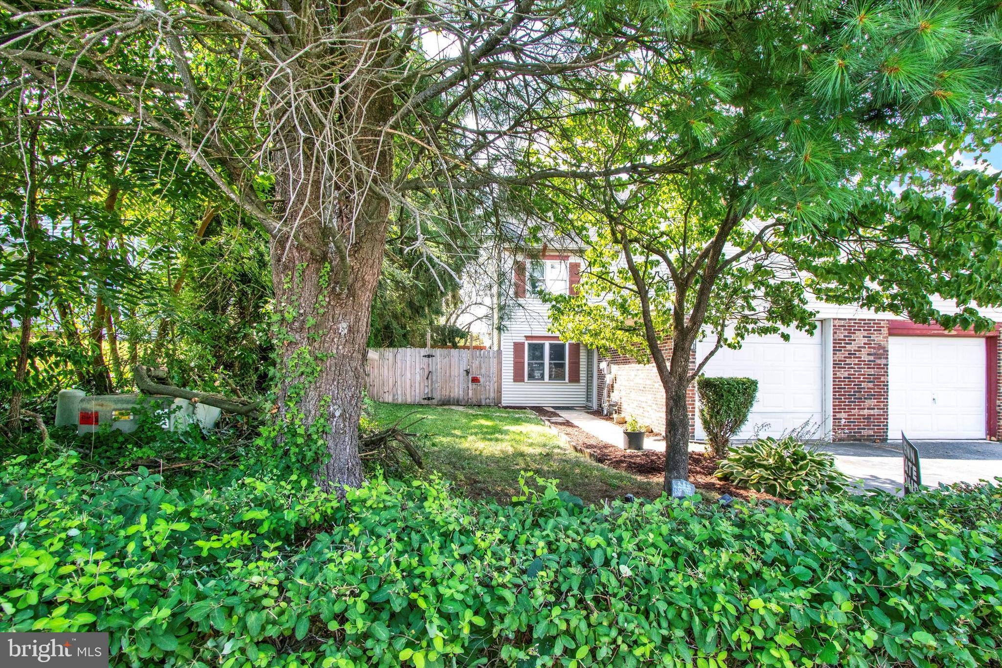 214 S 4TH STREET