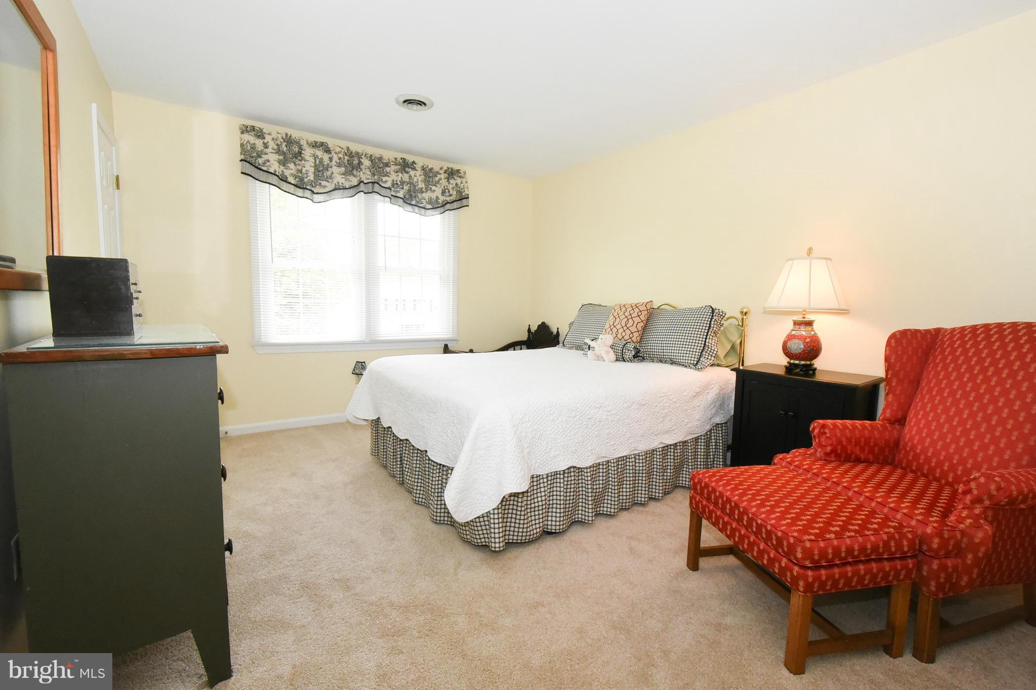 BREEZEWOOD - Residential