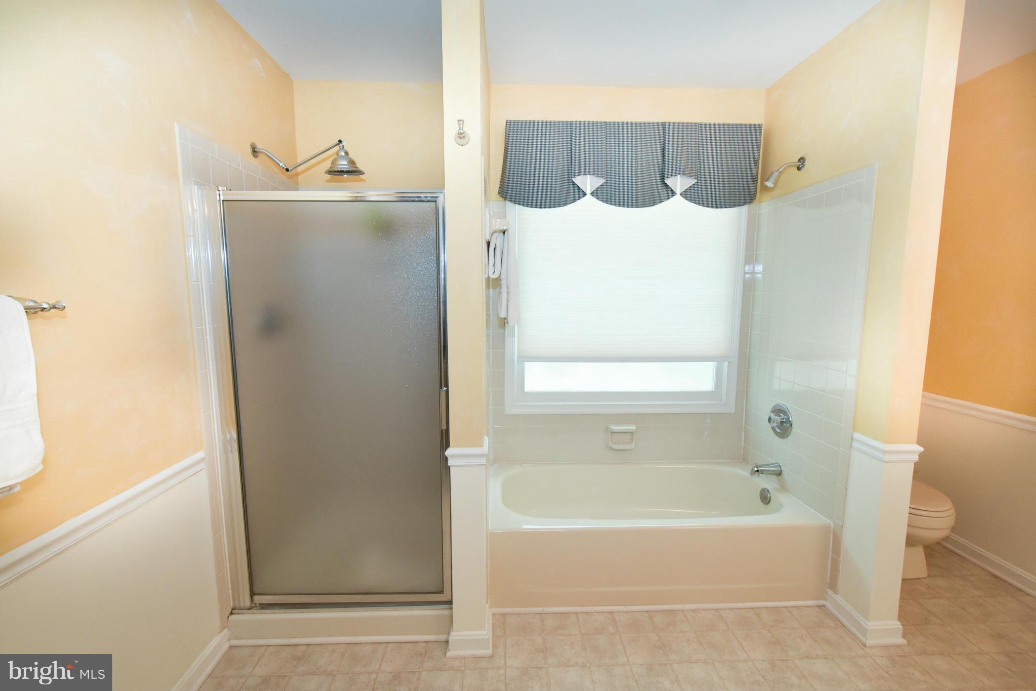 BREEZEWOOD - Residential