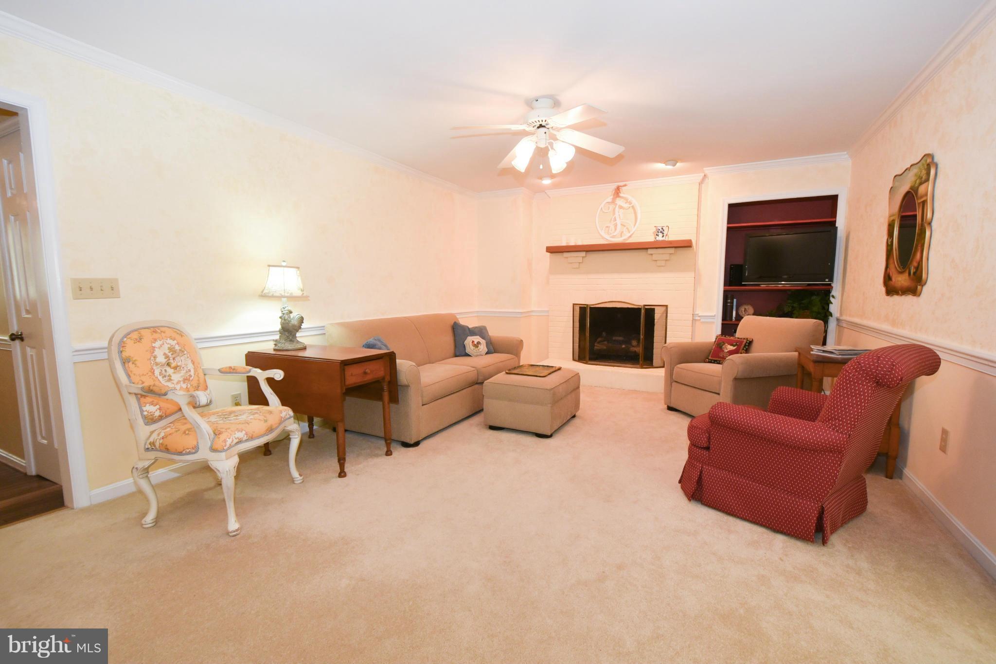 BREEZEWOOD - Residential