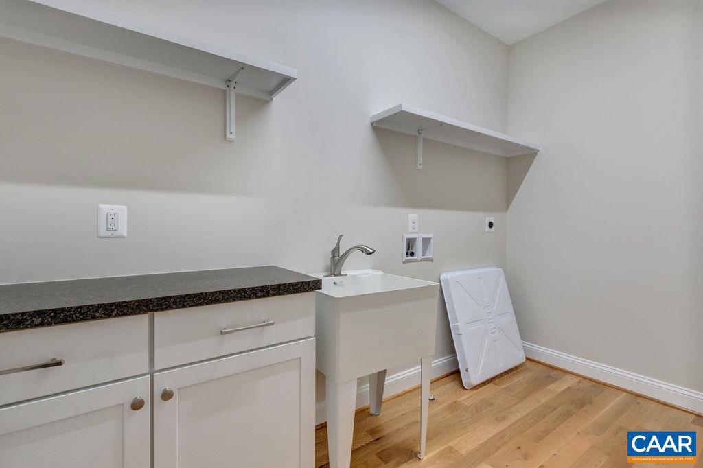 SPRING CREEK - Residential