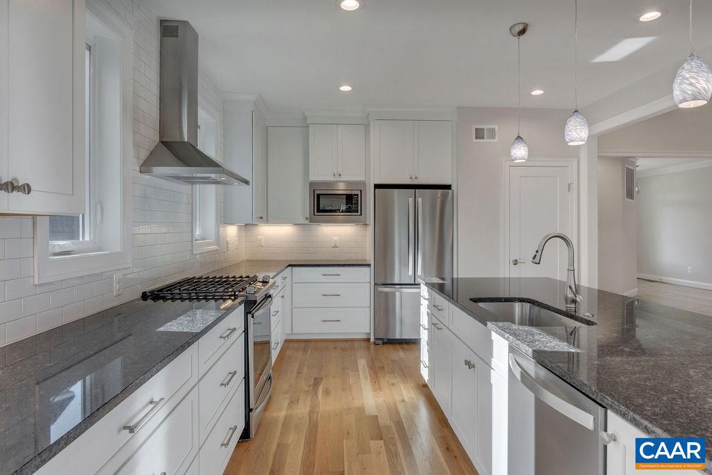 SPRING CREEK - Residential