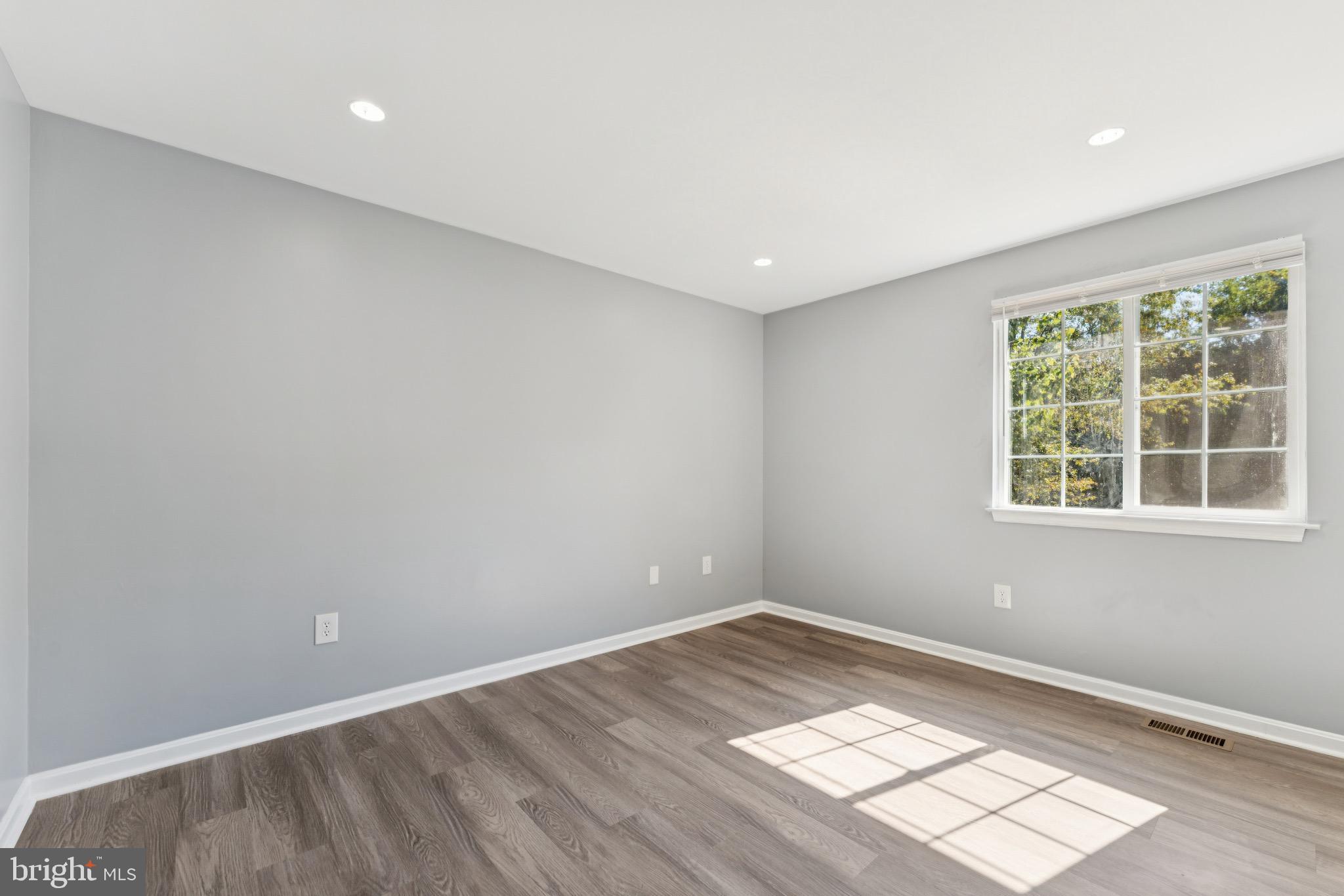 GERMANTOWN ESTATES - Residential