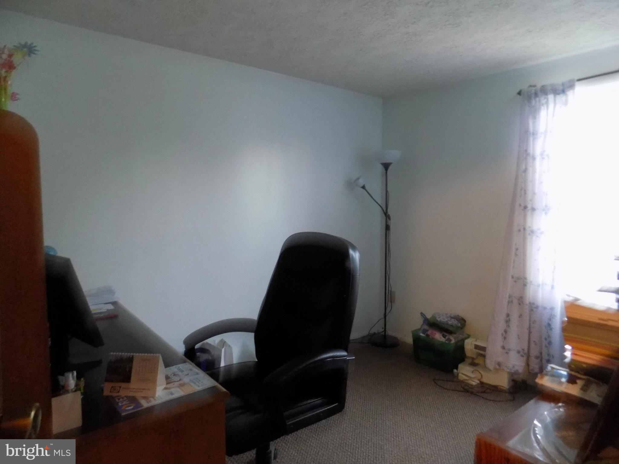 WOODS EDGE TOWNHOME CONDOMINIUMS - Residential