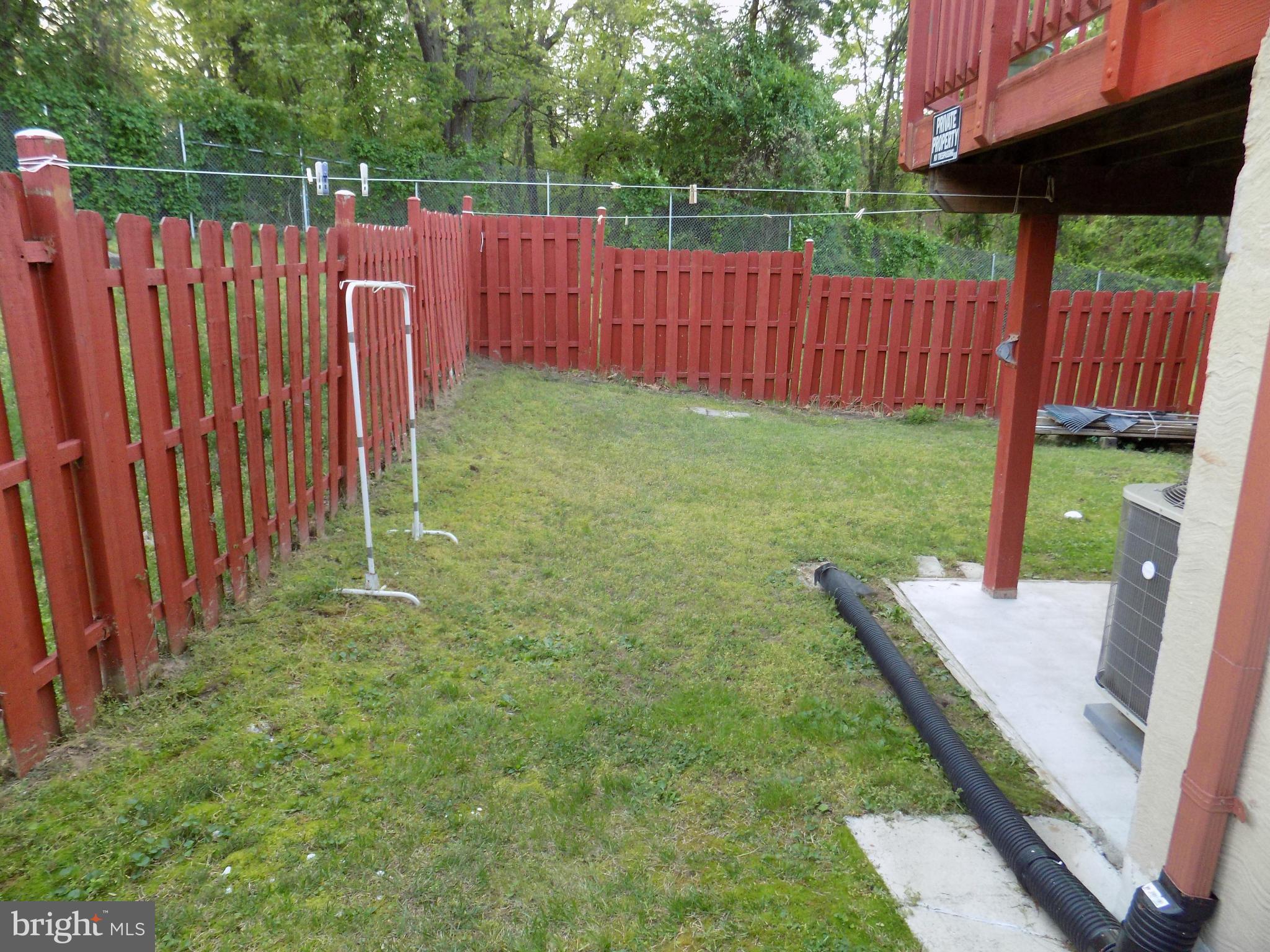 WOODS EDGE TOWNHOME CONDOMINIUMS - Residential