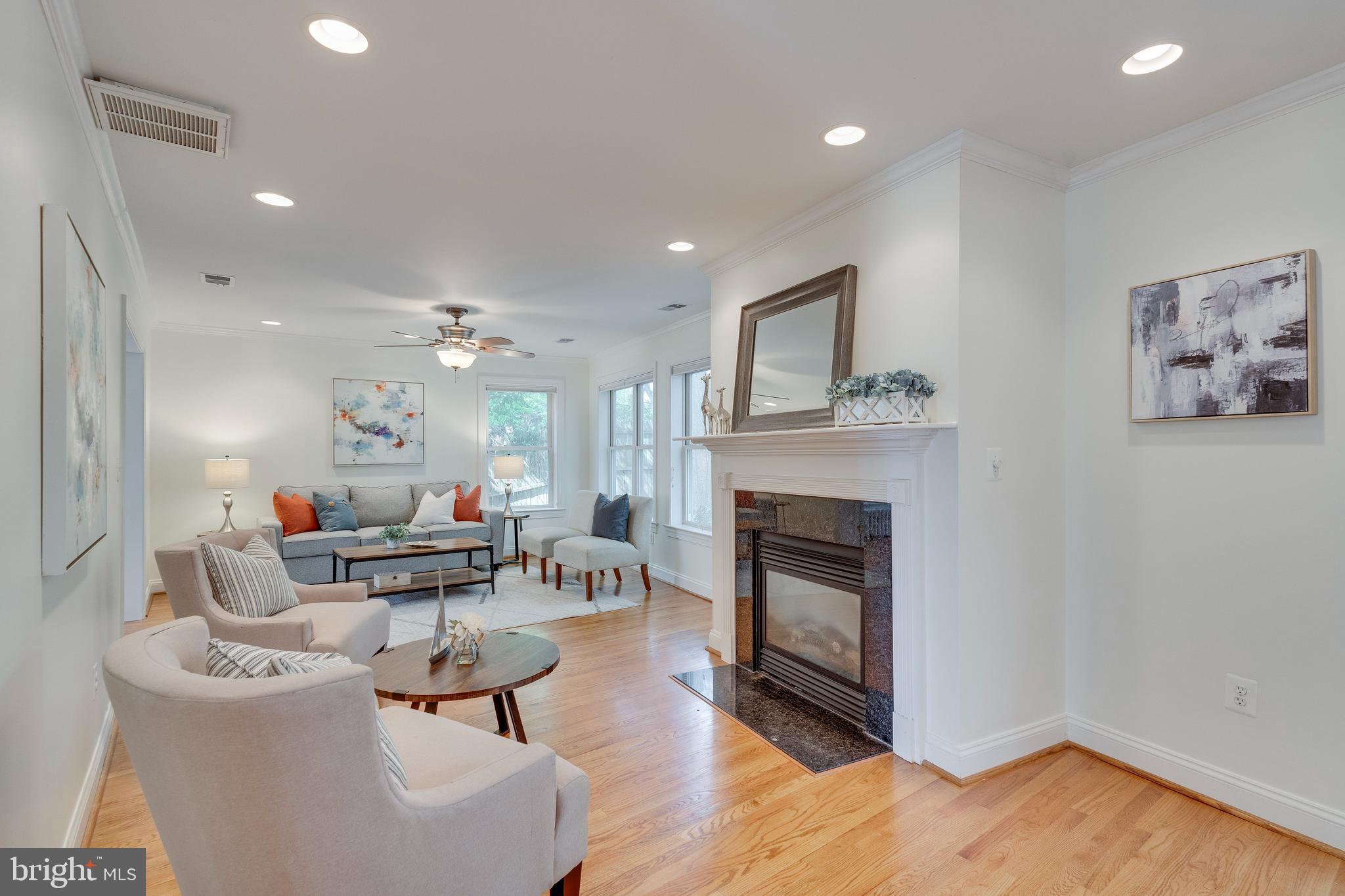 BATTERY PARK - Residential