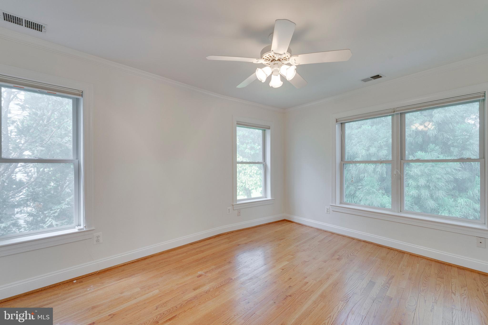 BATTERY PARK - Residential