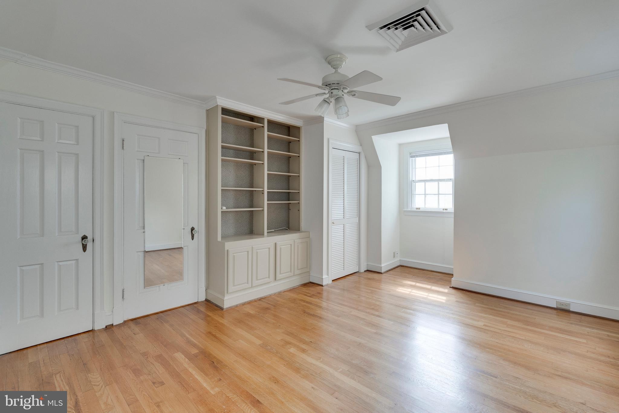 BATTERY PARK - Residential