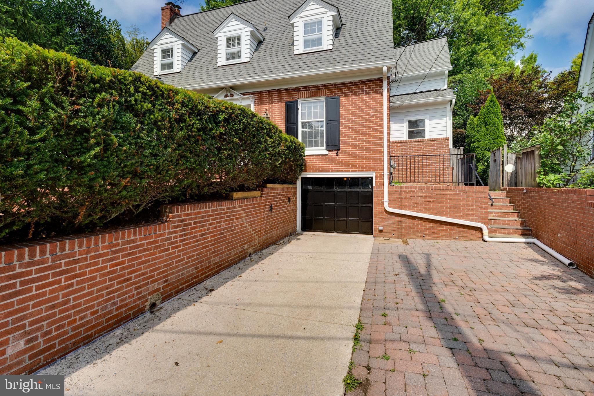 BATTERY PARK - Residential