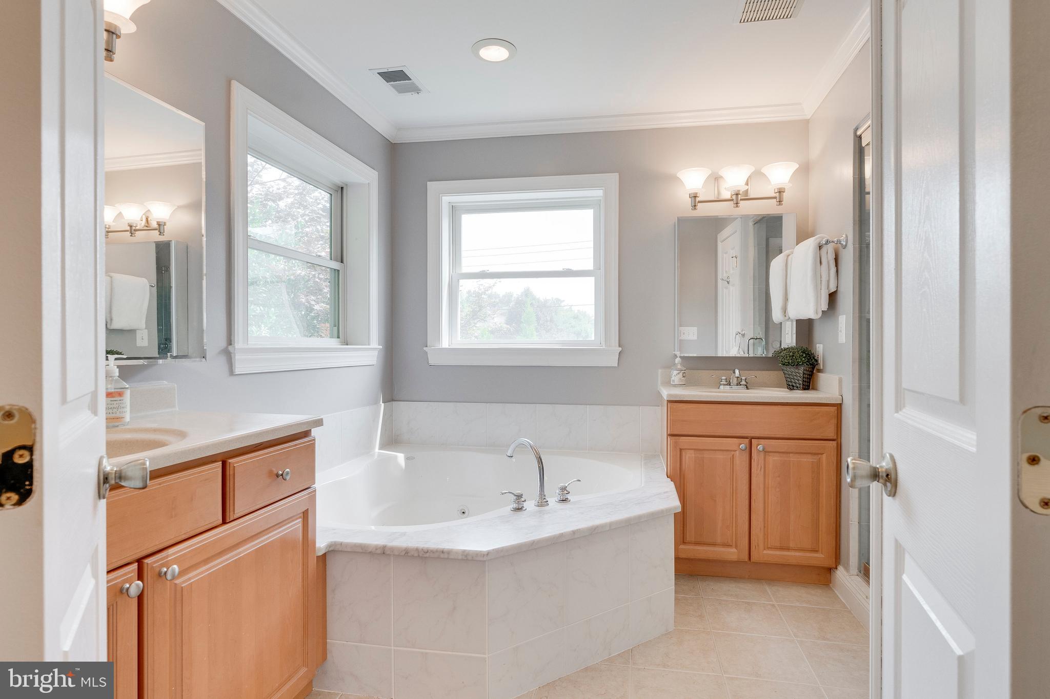 BATTERY PARK - Residential