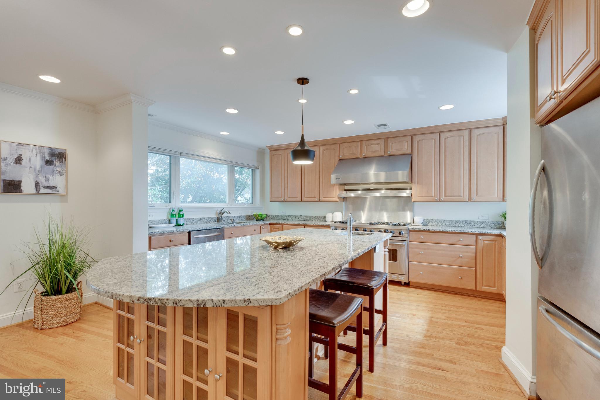 BATTERY PARK - Residential