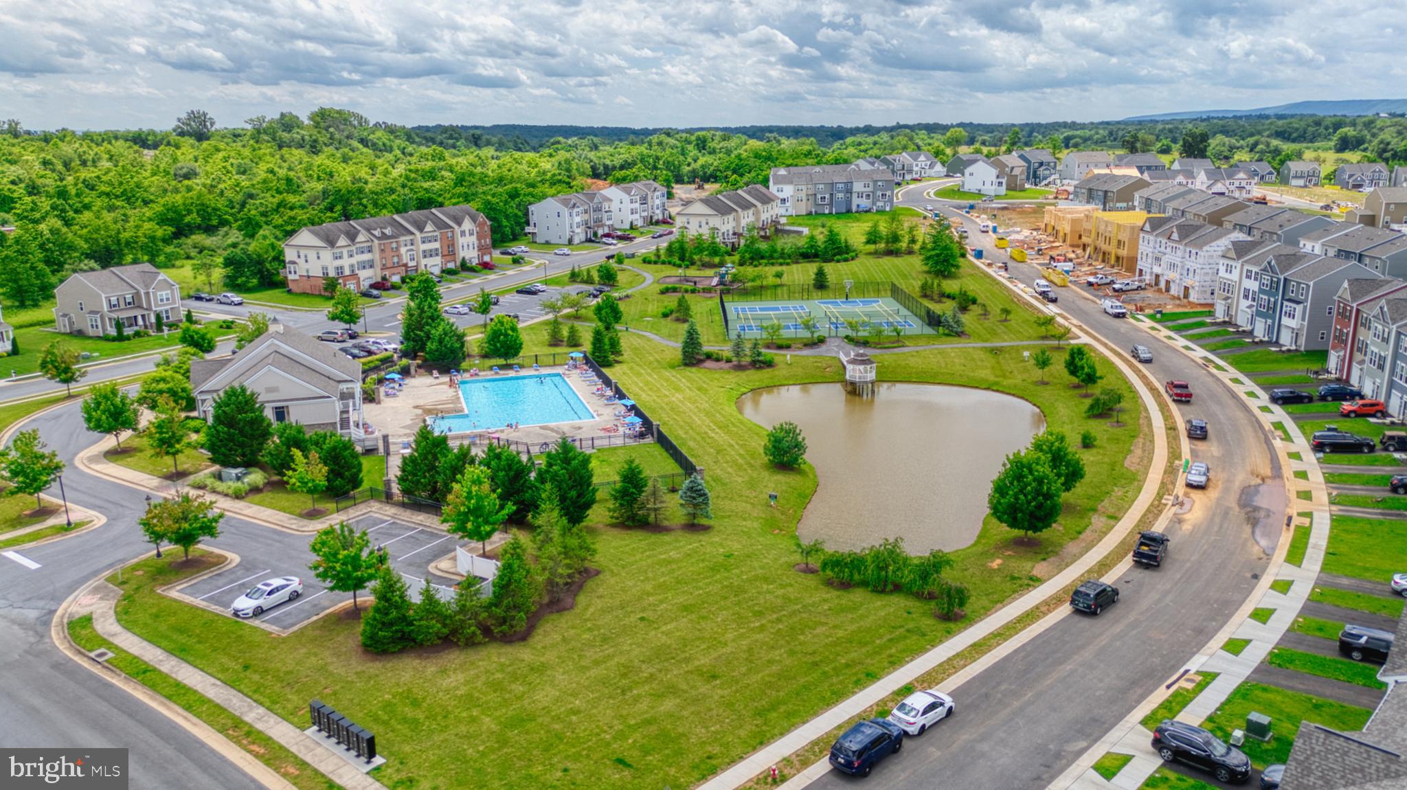 MARTINSBURG STATION - Residential
