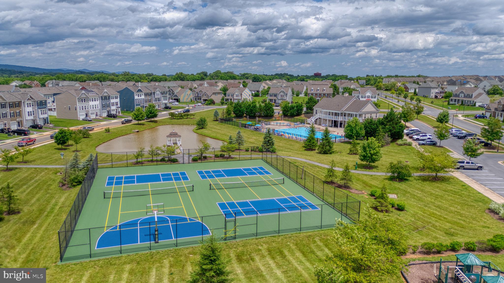 MARTINSBURG STATION - Residential