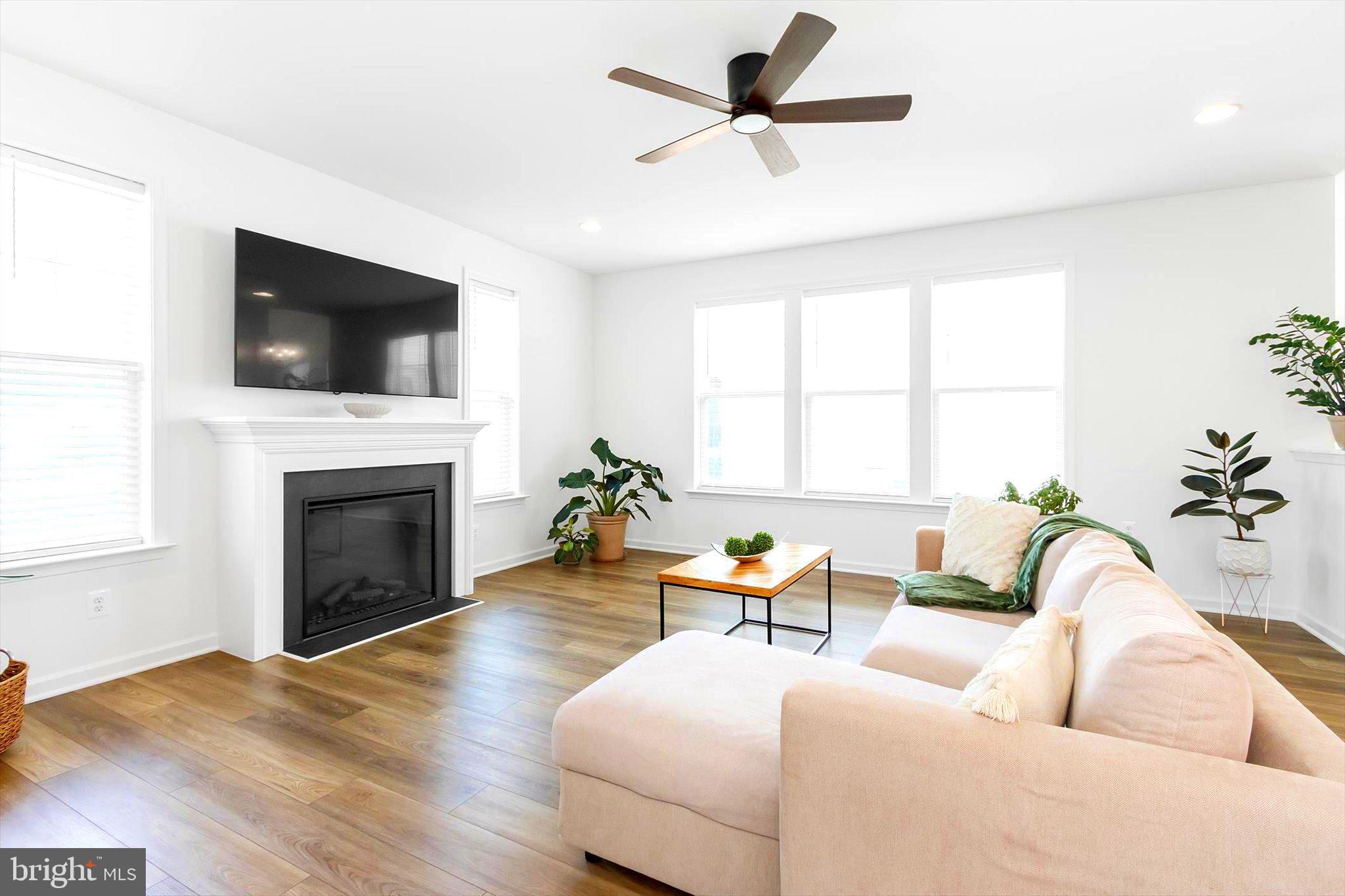 MARTINSBURG STATION - Residential