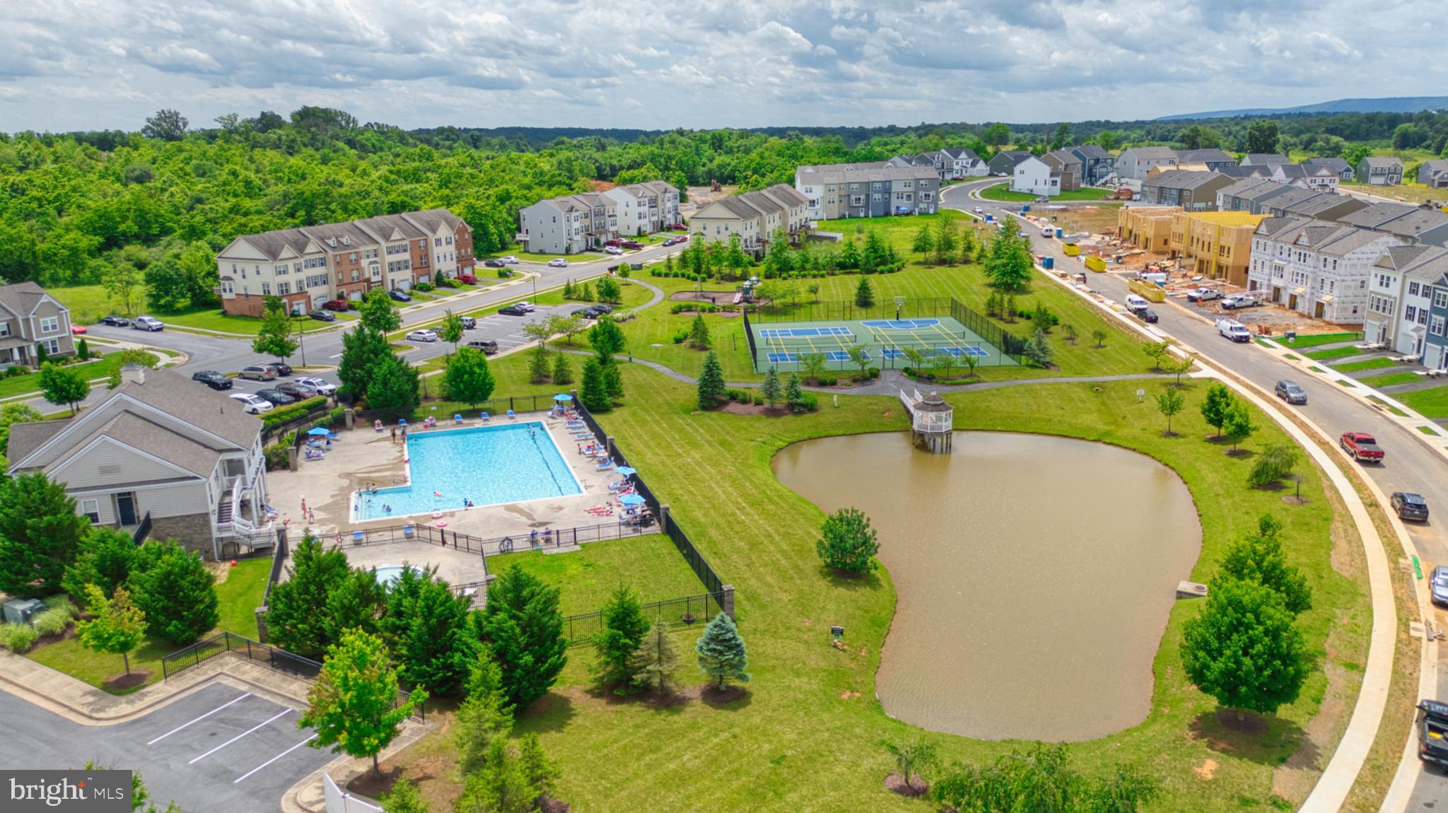 MARTINSBURG STATION - Residential