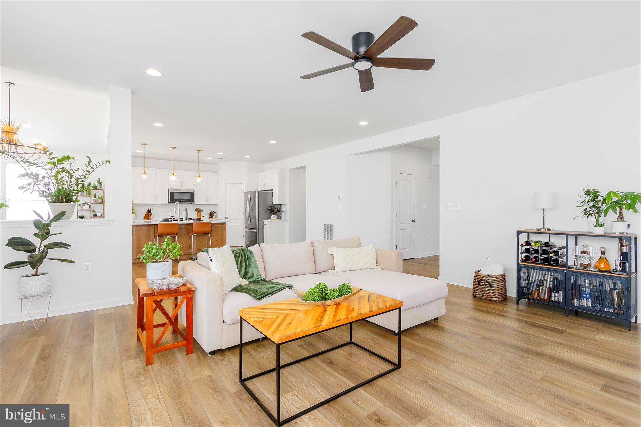 MARTINSBURG STATION - Residential