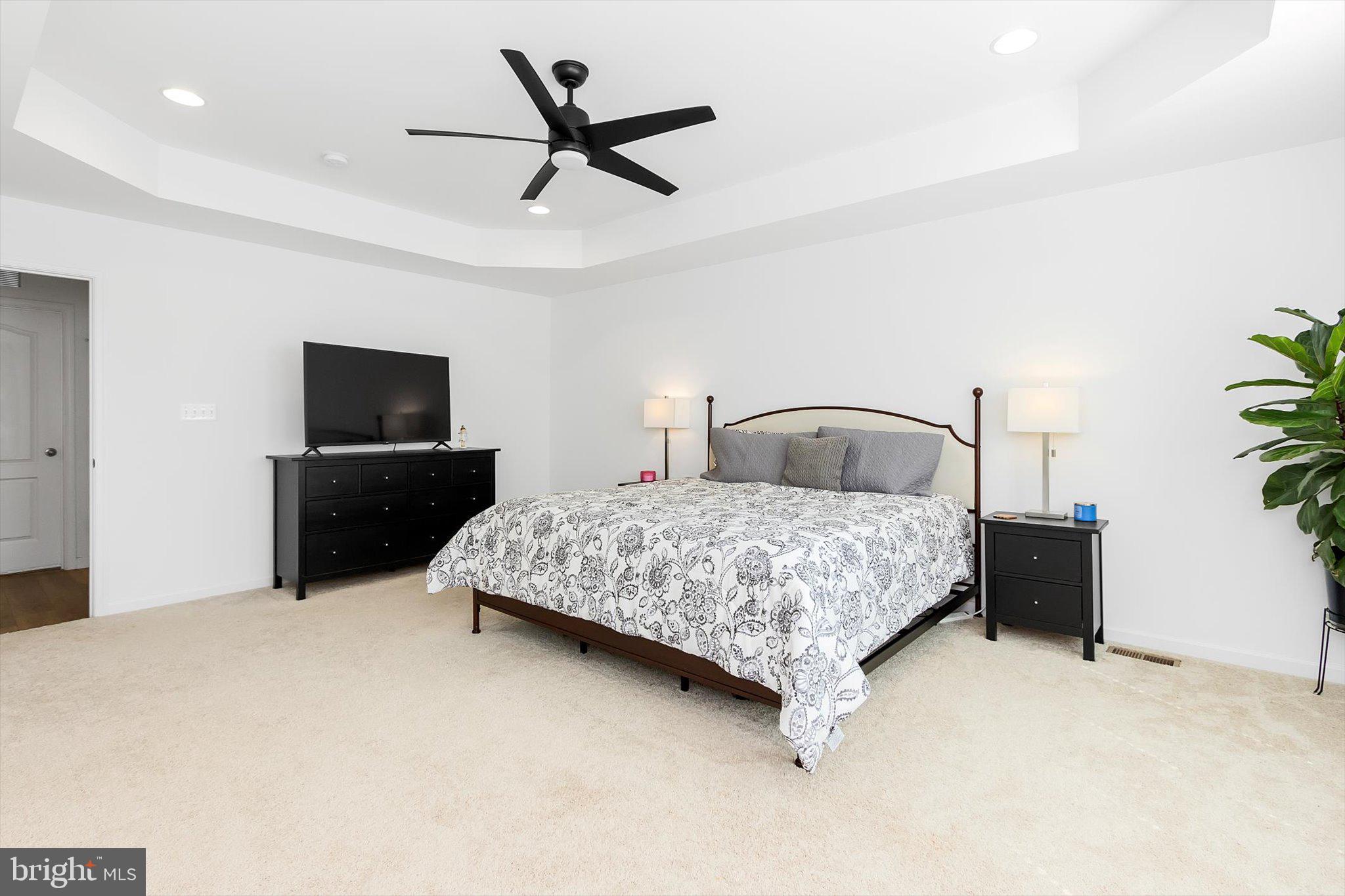 MARTINSBURG STATION - Residential