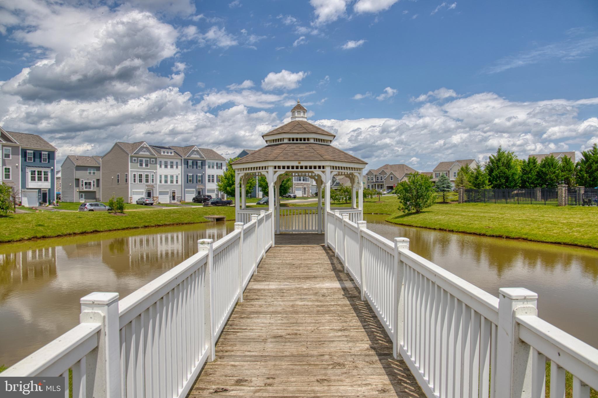 MARTINSBURG STATION - Residential