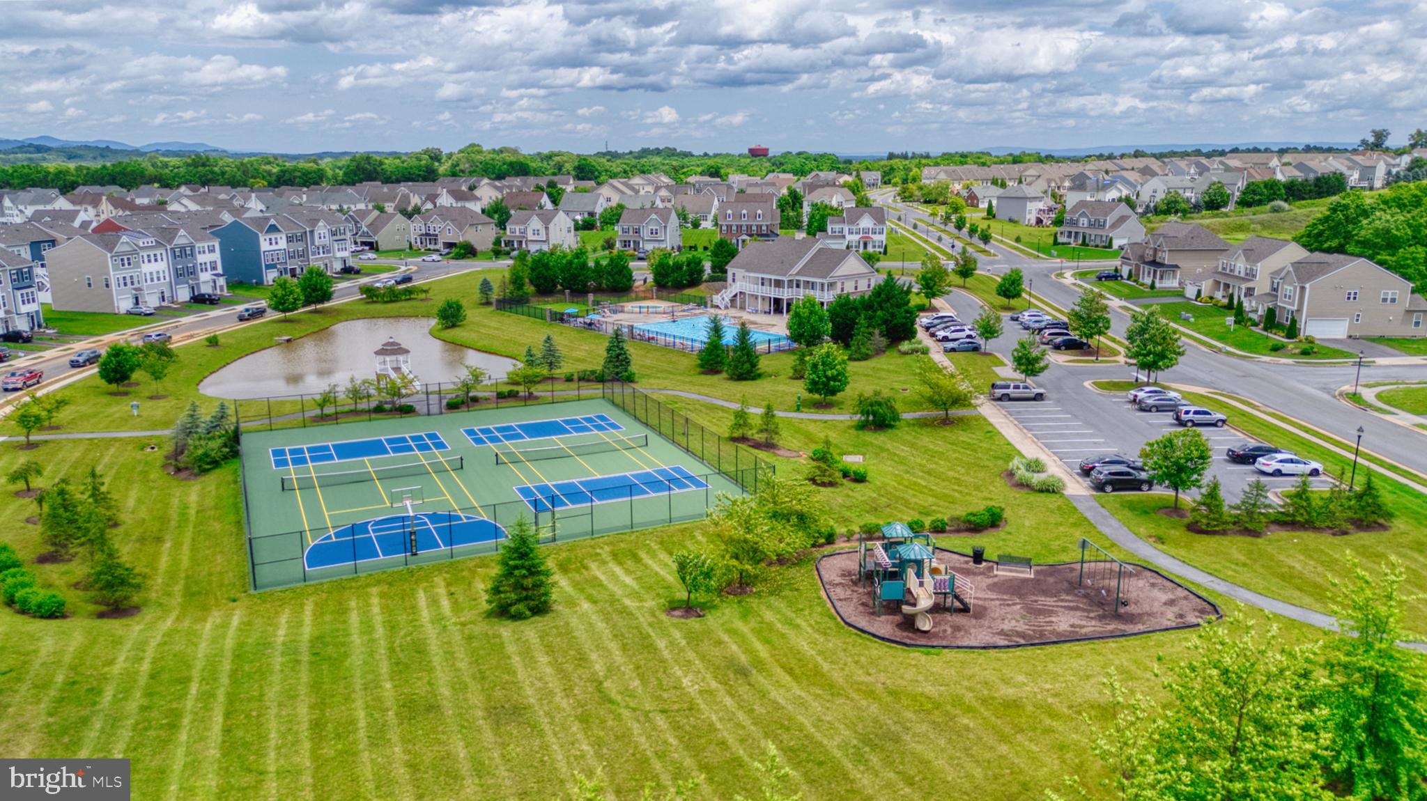 MARTINSBURG STATION - Residential