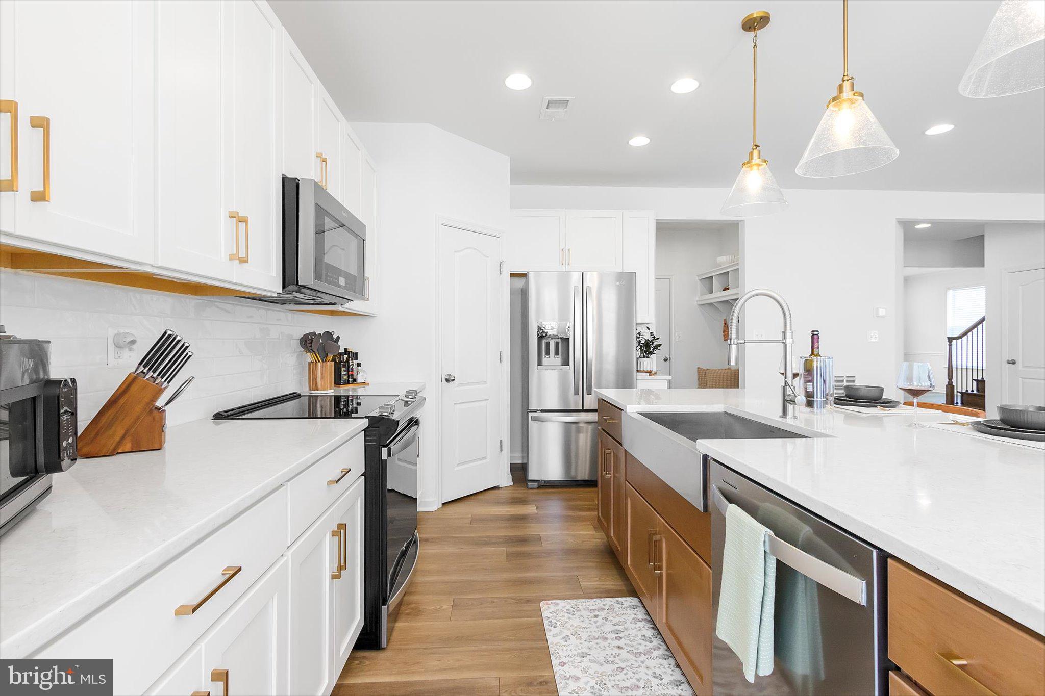 MARTINSBURG STATION - Residential