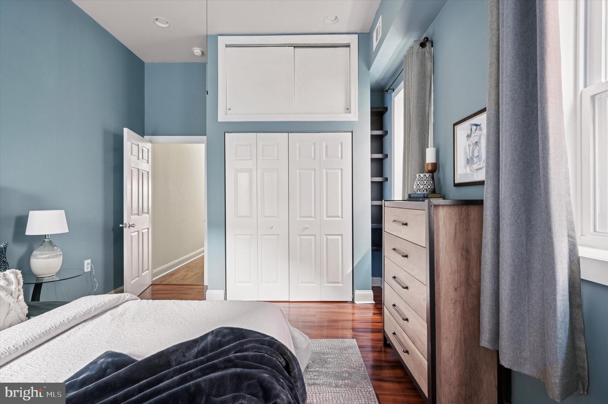 OLDE KENSINGTON - Residential